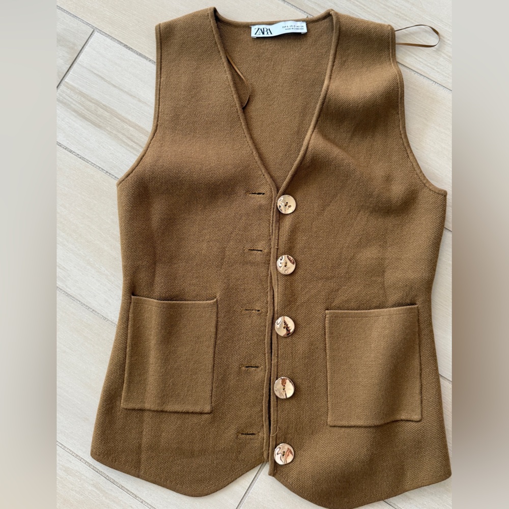 Zara Camel Buttoned Vest